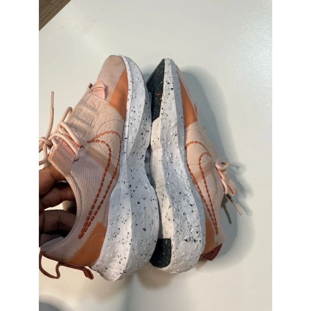 Nike product pair